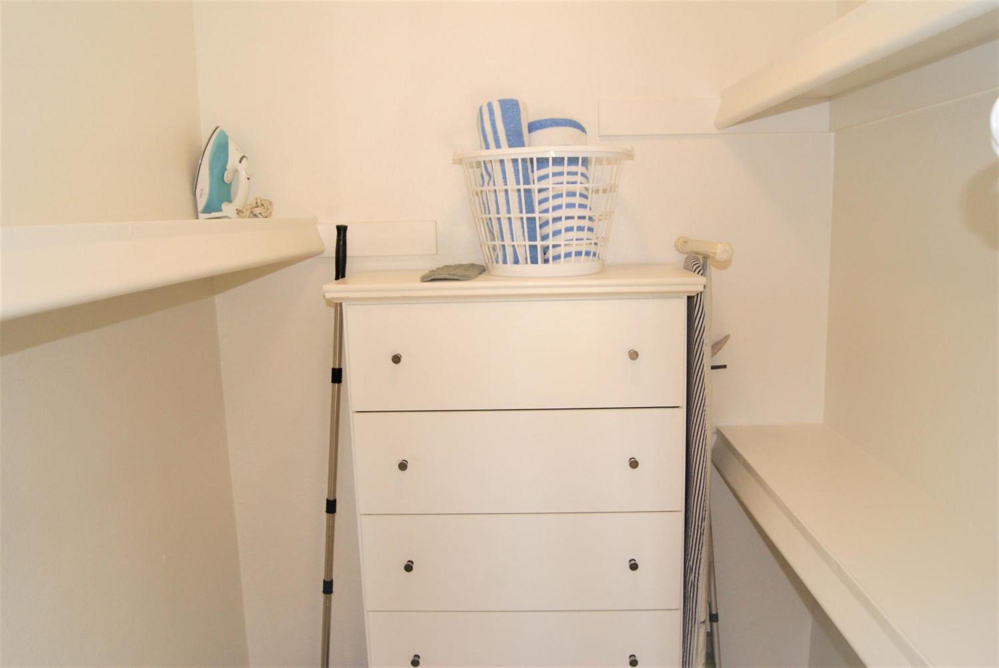 Apartment 138 Fully Furnished, Amenities Galore Scottsdale